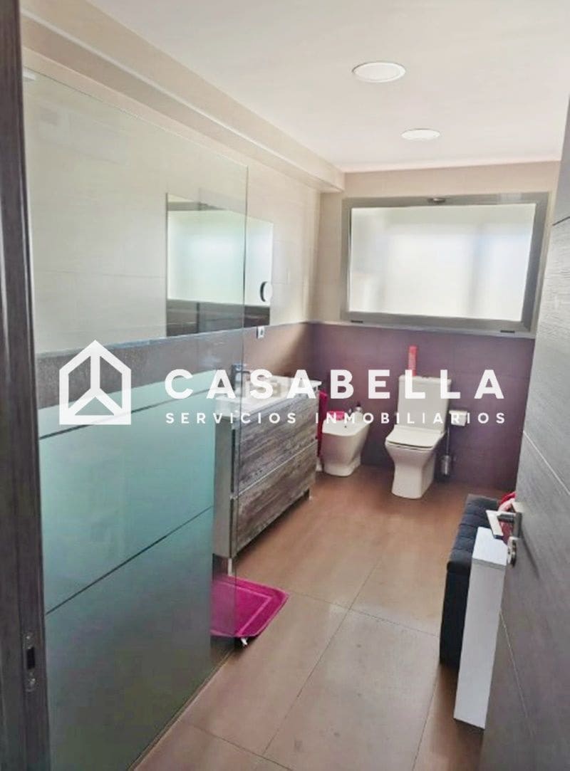 3 bedroom Penthouse for sale in Valencia city - € 240,000 (Ref: 9755388)
