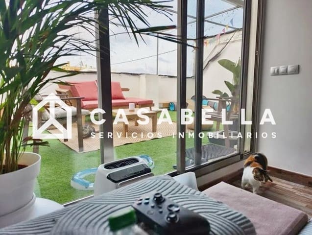 3 slaapkamer Penthouse te koop in Torrefiel, Valencia stad - € 240.000 (Ref: 9755388)