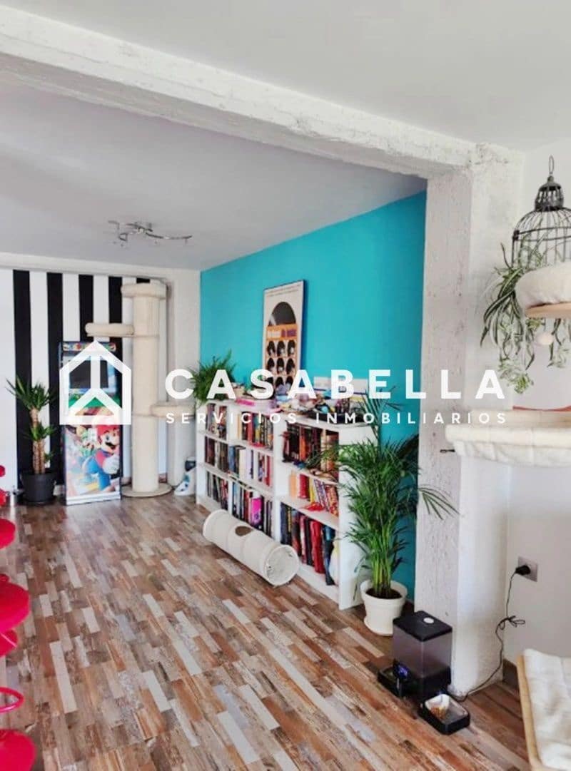 3 bedroom Penthouse for sale in Valencia city - € 240,000 (Ref: 9755388)