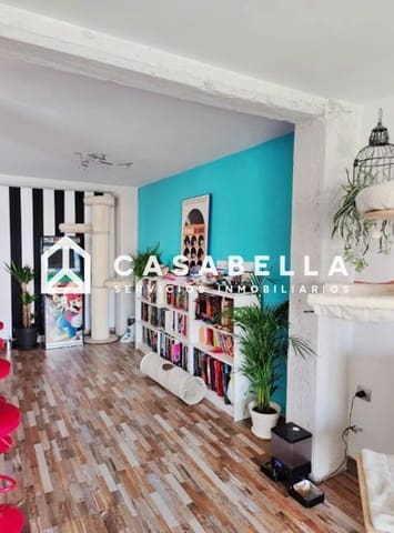 3 slaapkamer Penthouse te koop in Torrefiel, Valencia stad - € 240.000 (Ref: 9755388)