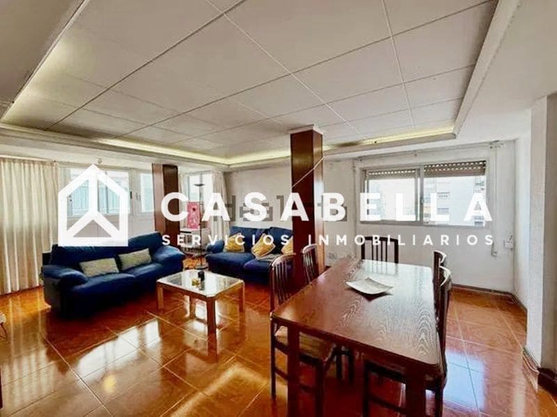 3 makuuhuone Asunto vuokrattavana paikassa Valencia kaupunki mukana uima-altaan 
autotalli - 1 300 € (Ref: 9758588)