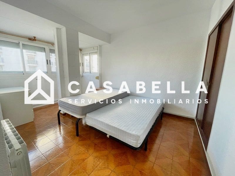 3 makuuhuone Asunto vuokrattavana paikassa Valencia kaupunki mukana uima-altaan 
autotalli - 1 300 € (Ref: 9758588)