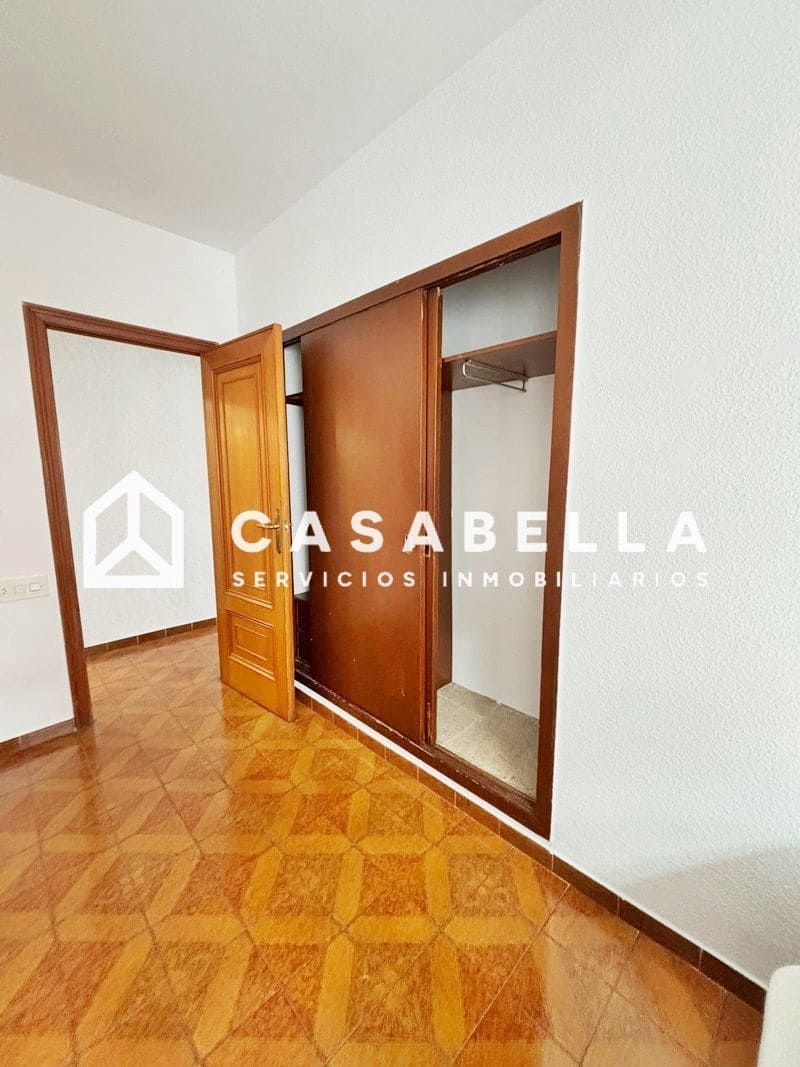 3 makuuhuone Asunto vuokrattavana paikassa Valencia kaupunki mukana uima-altaan 
autotalli - 1 300 € (Ref: 9758588)