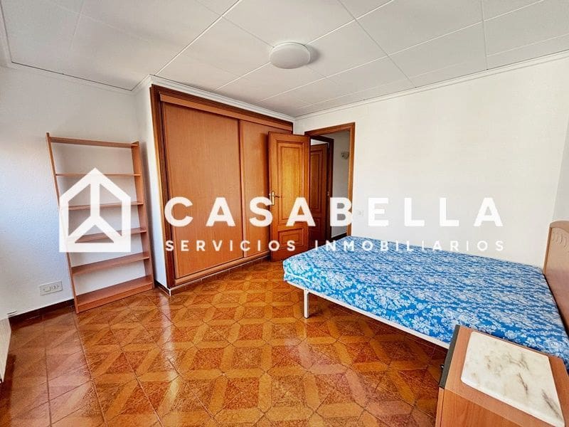 3 makuuhuone Asunto vuokrattavana paikassa Valencia kaupunki mukana uima-altaan 
autotalli - 1 300 € (Ref: 9758588)