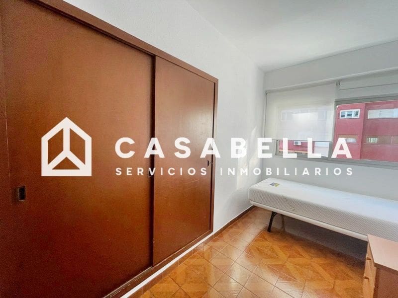 3 makuuhuone Asunto vuokrattavana paikassa Valencia kaupunki mukana uima-altaan 
autotalli - 1 300 € (Ref: 9758588)