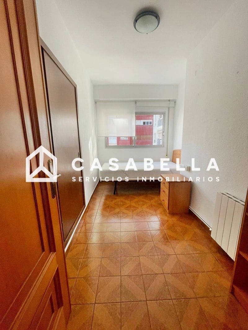 3 makuuhuone Asunto vuokrattavana paikassa Valencia kaupunki mukana uima-altaan 
autotalli - 1 300 € (Ref: 9758588)