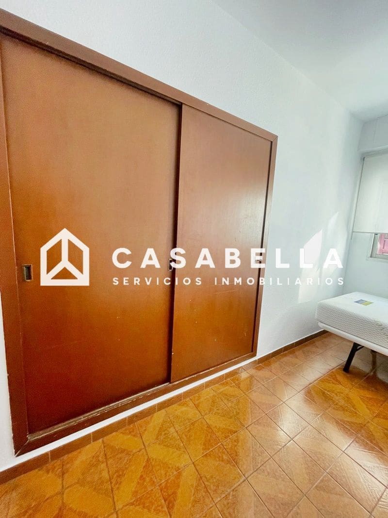 3 makuuhuone Asunto vuokrattavana paikassa Valencia kaupunki mukana uima-altaan 
autotalli - 1 300 € (Ref: 9758588)