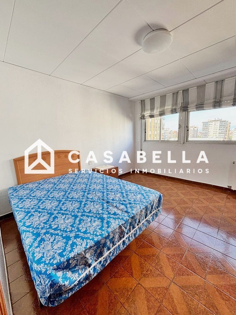 3 makuuhuone Asunto vuokrattavana paikassa Valencia kaupunki mukana uima-altaan 
autotalli - 1 300 € (Ref: 9758588)