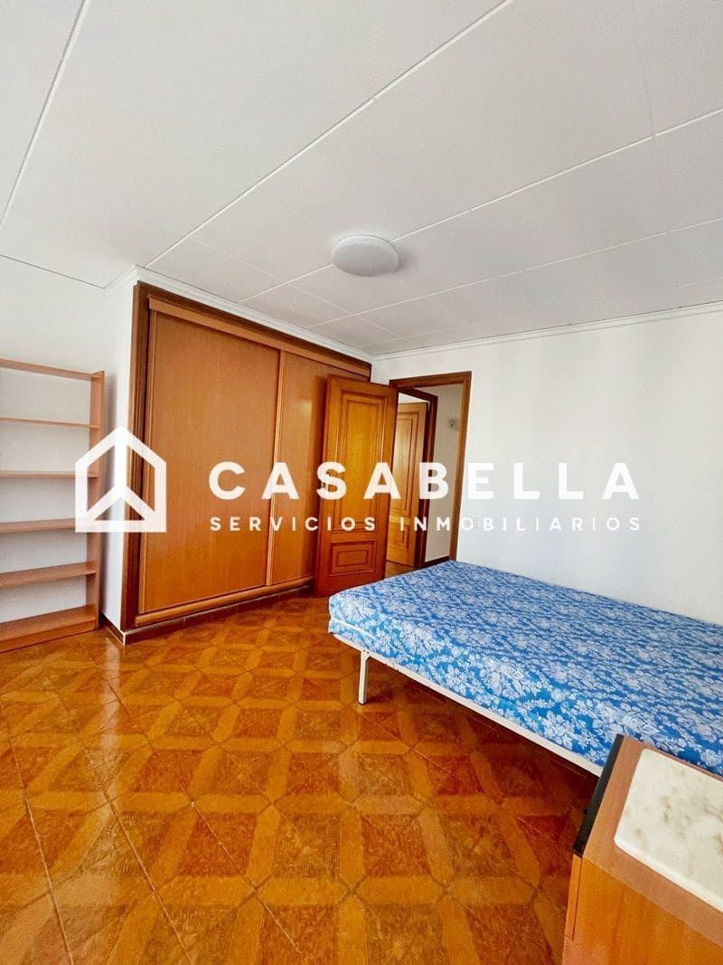 3 makuuhuone Asunto vuokrattavana paikassa Valencia kaupunki mukana uima-altaan 
autotalli - 1 300 € (Ref: 9758588)