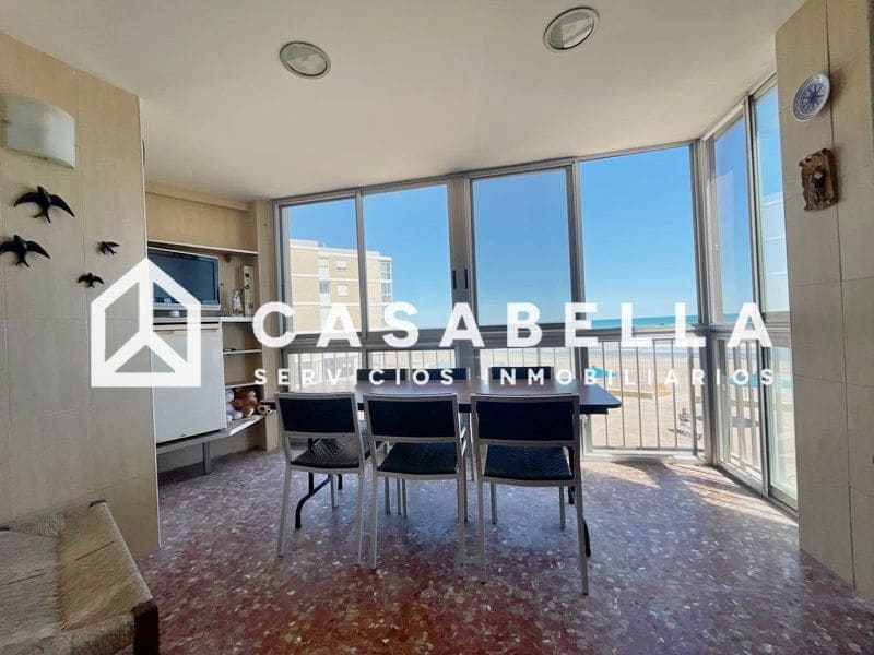 3 bedroom Flat for sale in El Perellonet with garage - € 215,000 (Ref: 9758589)