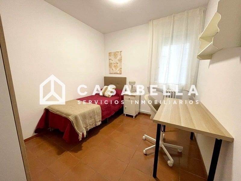 4 makuuhuone Asunto vuokrattavana paikassa Valencia kaupunki - 2 000 € (Ref: 9780220)