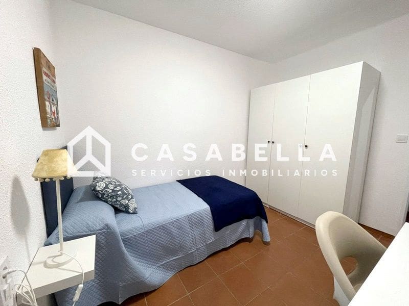 4 makuuhuone Asunto vuokrattavana paikassa Valencia kaupunki - 2 000 € (Ref: 9780220)