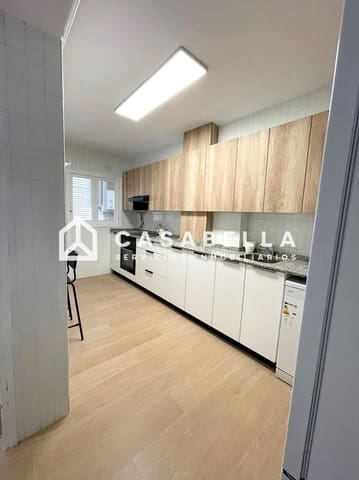 4 makuuhuone Asunto vuokrattavana paikassa Exposicio, Valencia kaupunki - 2 000 € (Ref: 9780220)