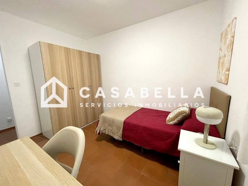 4 makuuhuone Asunto vuokrattavana paikassa Valencia kaupunki - 2 000 € (Ref: 9780220)