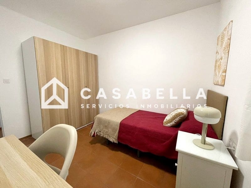 4 makuuhuone Asunto vuokrattavana paikassa Valencia kaupunki - 2 000 € (Ref: 9780220)