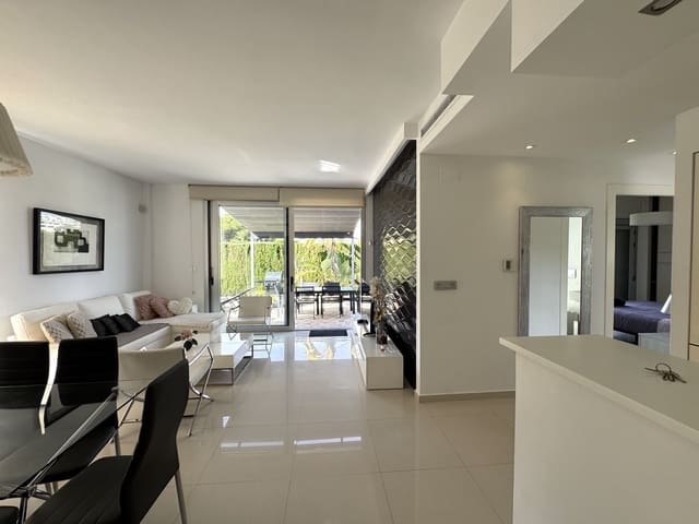 2 bedroom Villa for sale in Orihuela Costa, Orihuela with pool garage - € 349,999 (Ref: 9369269)