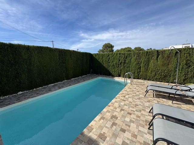 2 bedroom Villa for sale in Orihuela Costa, Orihuela with pool garage - € 349,999 (Ref: 9369269)