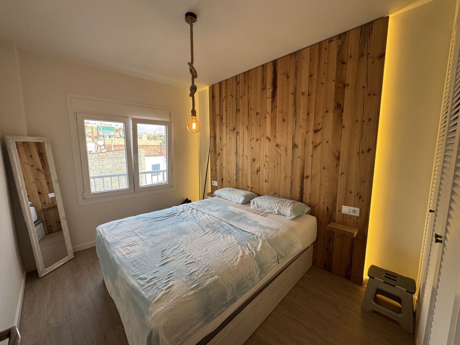 2 bedroom Beach Apartment for sale in Santa Pola - € 349,999 (Ref: 9388635)