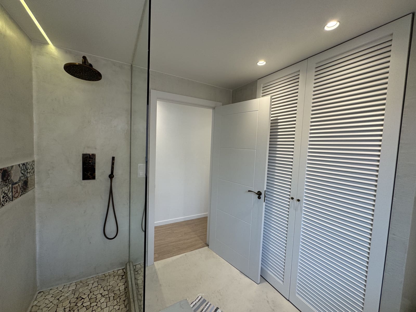 2 bedroom Beach Apartment for sale in Santa Pola - € 349,999 (Ref: 9388635)