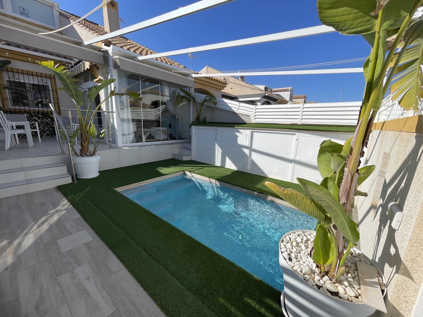 Townhouse for sale in Pilar de la Horadada - € 399,000 (Ref: 9432605)