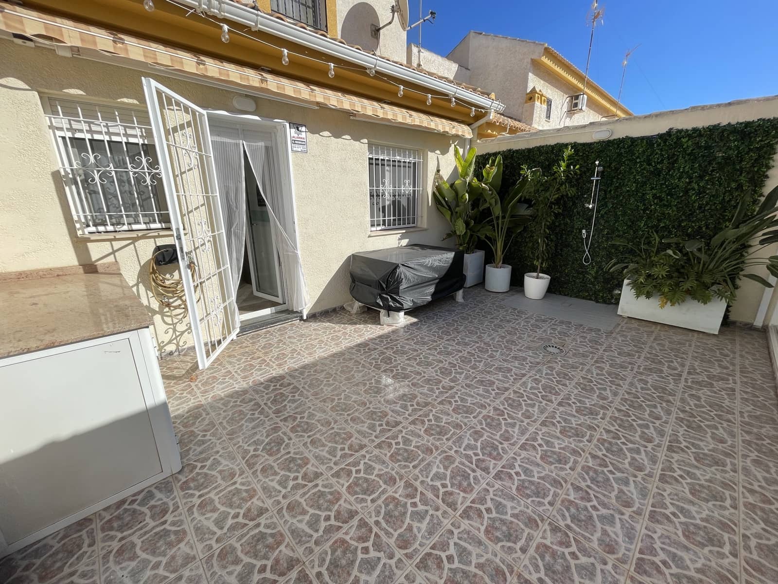 Townhouse for sale in Pilar de la Horadada - € 399,000 (Ref: 9432605)