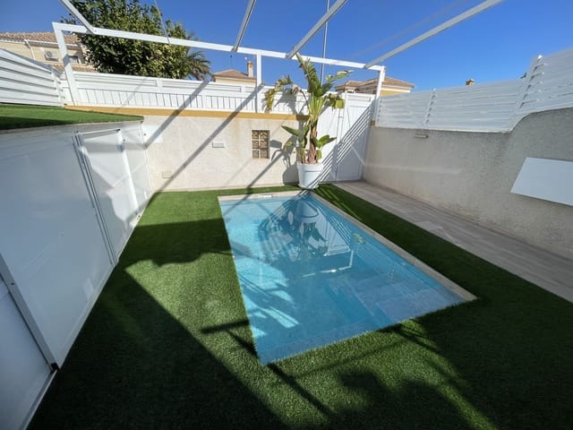 Haus zu verkaufen in Pilar de la Horadada - 399.000 € (Ref: 9432605)