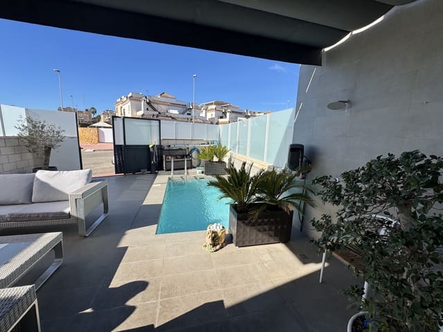 3 sypialnia Dom blizniak na sprzedaż w Villamartin, Orihuela z basenem - 369 999 € (Ref: 9516311)