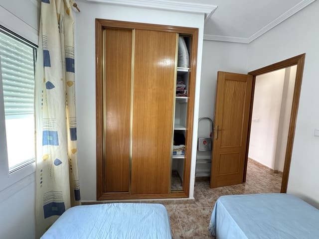 2 chambre Appartement de Plage à vendre à Cabo Roig, Orihuela avec piscine garage - 149 900 € (Ref: 9529114)