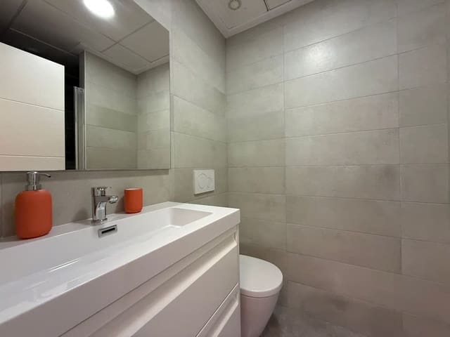 Apartamento en Villamartin, Orihuela en venta - 230.000 € (Ref: 9720253)