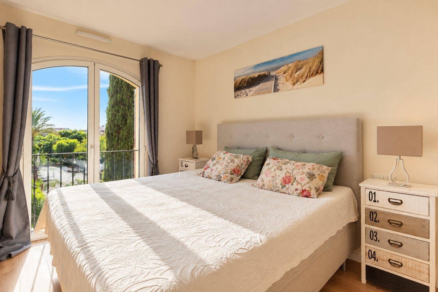 2 slaapkamer Appartement te koop in Portocolom met zwembad - € 545.000 (Ref: 10162335)