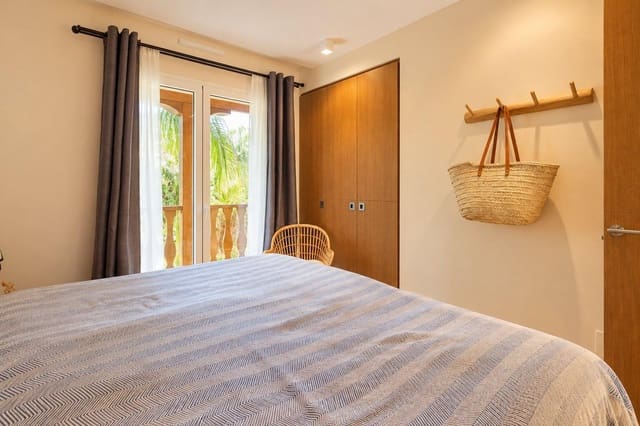 2 slaapkamer Appartement te koop in Portocolom, Felanitx met zwembad - € 545.000 (Ref: 10162335)