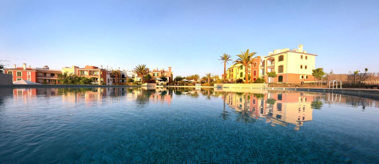 2 slaapkamer Appartement te koop in Portocolom met zwembad - € 545.000 (Ref: 10162335)