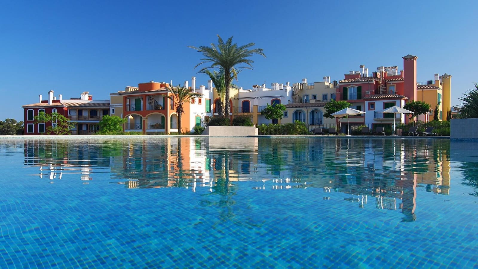 2 slaapkamer Appartement te koop in Portocolom met zwembad - € 545.000 (Ref: 10162335)