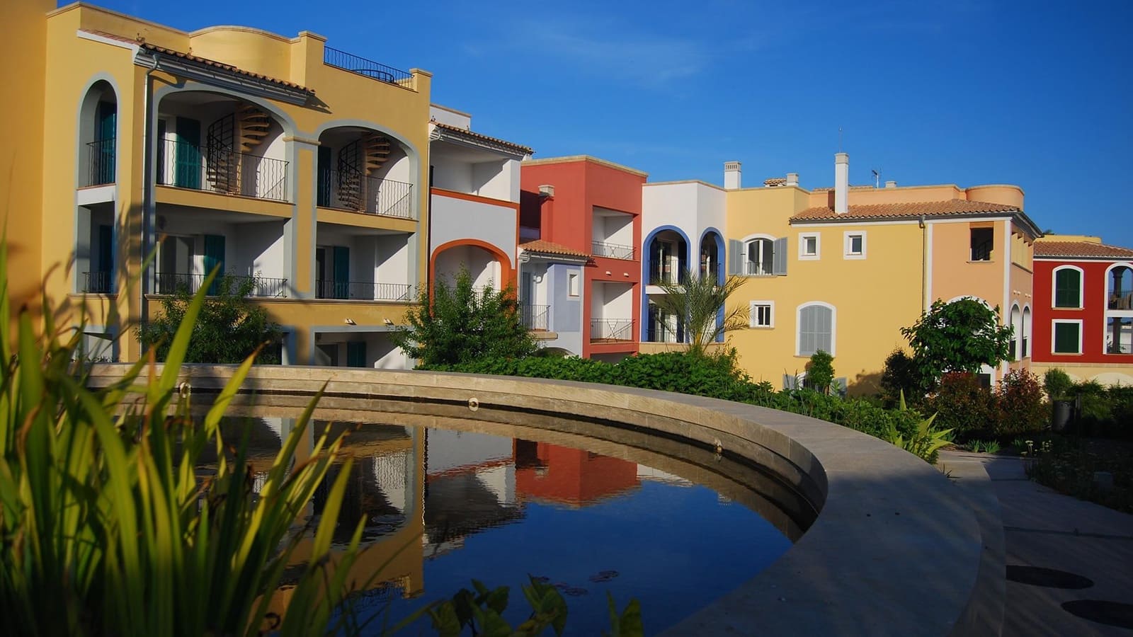 2 slaapkamer Appartement te koop in Portocolom met zwembad - € 545.000 (Ref: 10162335)