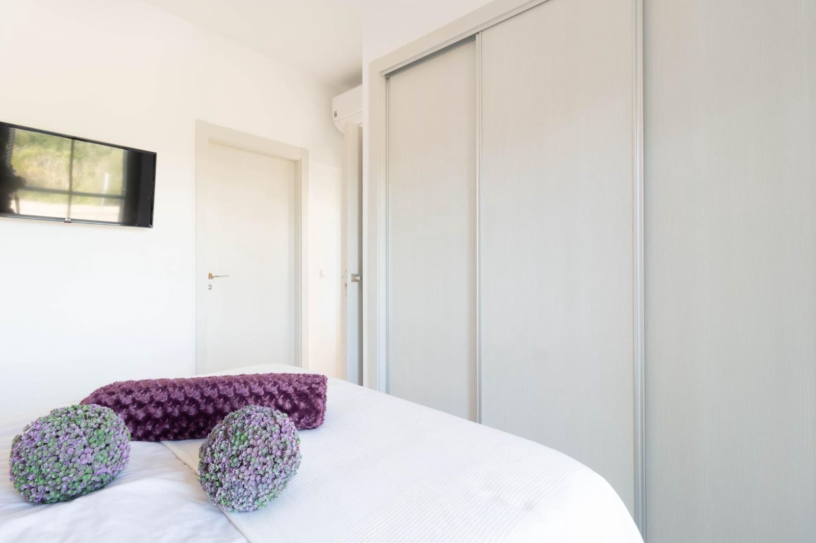 Ático de 2 habitaciones en Cala Murada en venta con piscina - 445.000 € (Ref: 9804791)