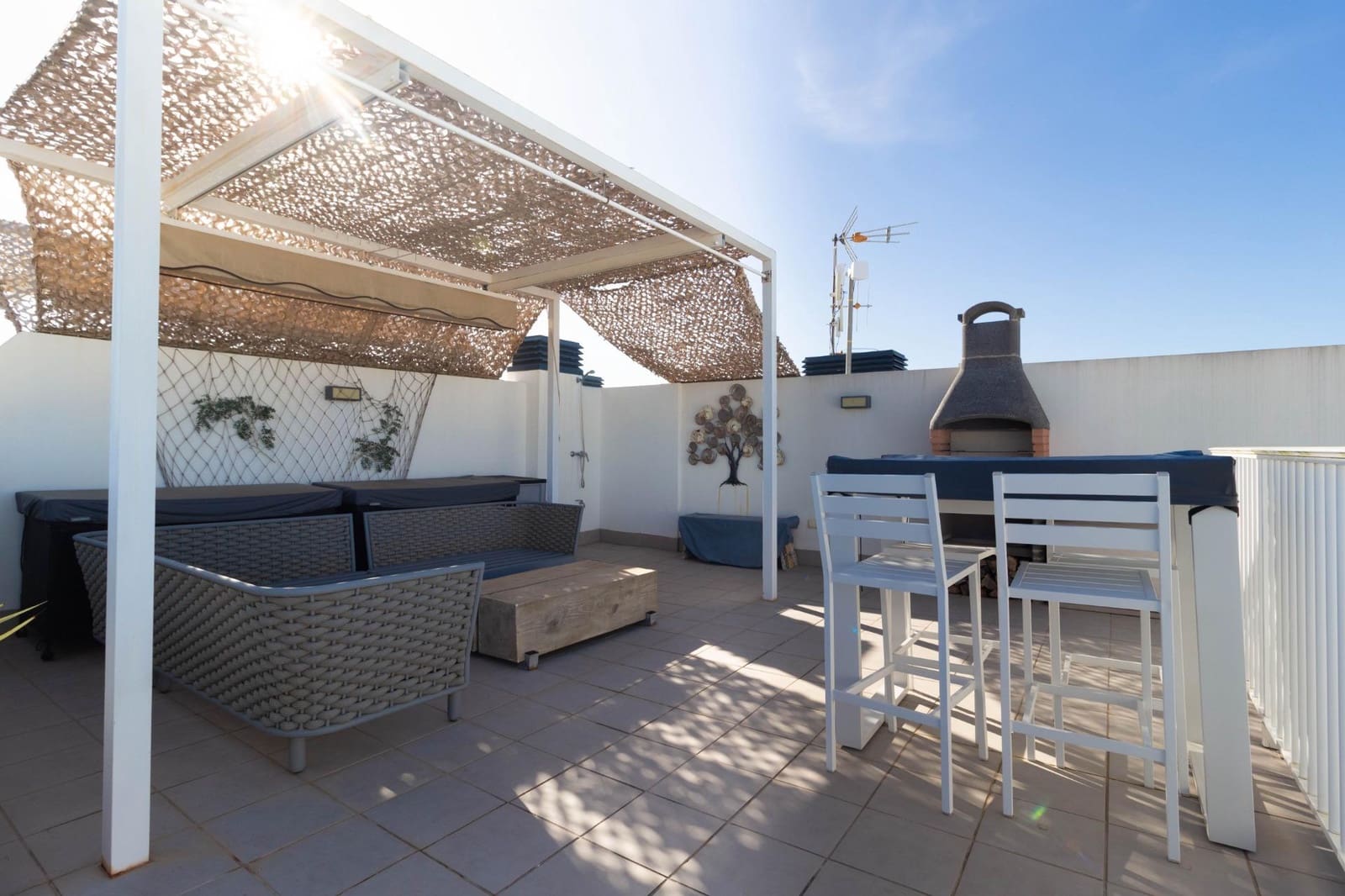 Ático de 2 habitaciones en Cala Murada en venta con piscina - 445.000 € (Ref: 9804791)