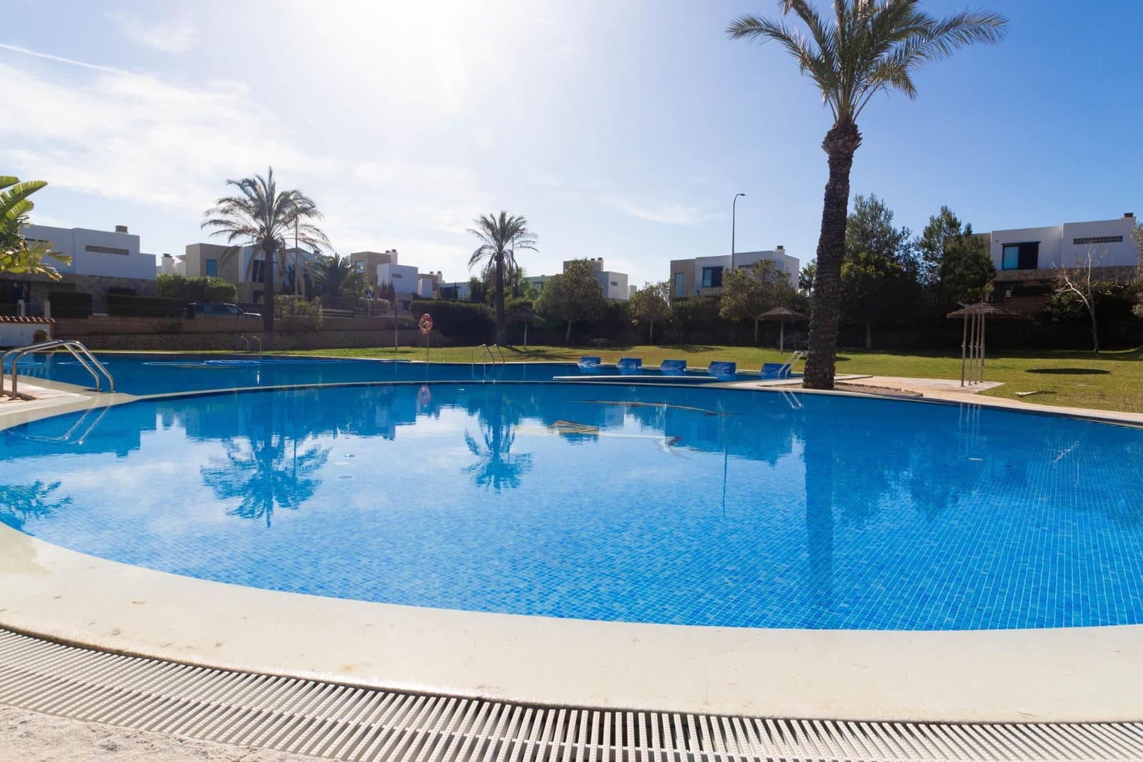 Ático de 2 habitaciones en Cala Murada en venta con piscina - 445.000 € (Ref: 9804791)