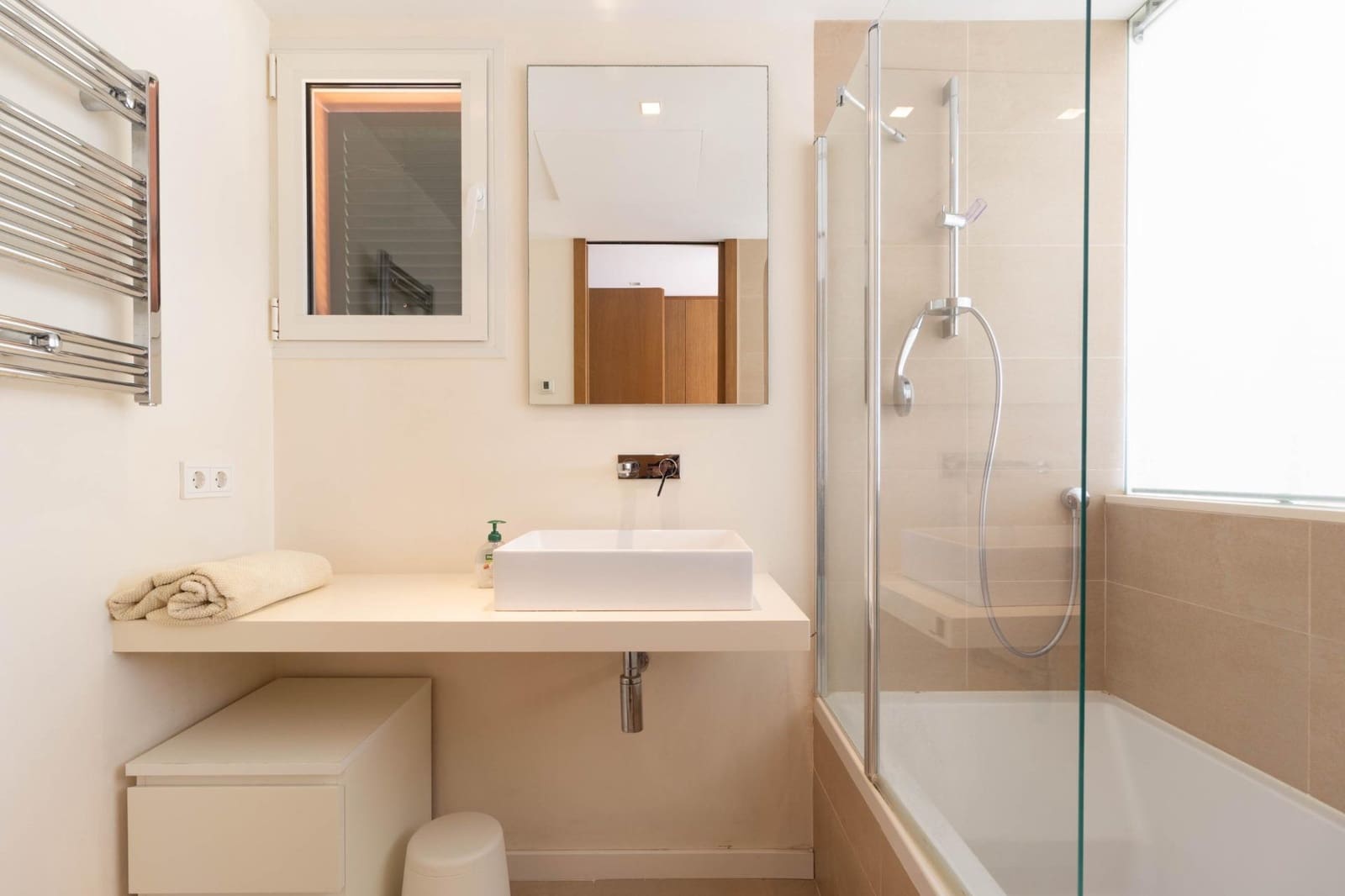 2 soveværelse Lejlighed til salg i Portocolom med swimmingpool - € 490.000 (Ref: 9804792)