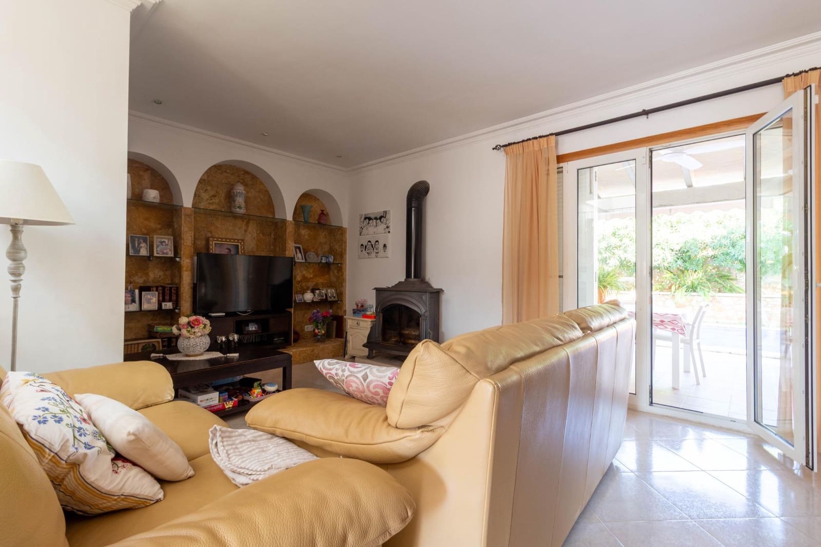 5 Zimmer Villa zu verkaufen in Cala d'Or mit Pool Garage - 1.250.000 € (Ref: 9804793)