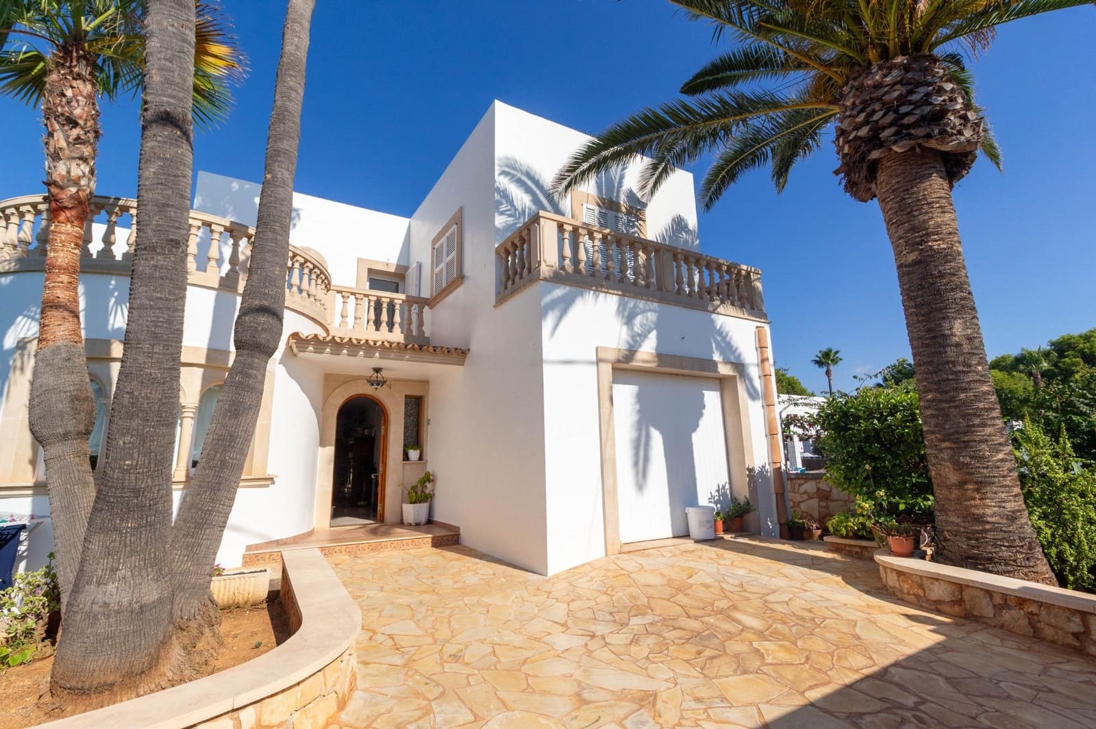 5 Zimmer Villa zu verkaufen in Cala d'Or mit Pool Garage - 1.250.000 € (Ref: 9804793)