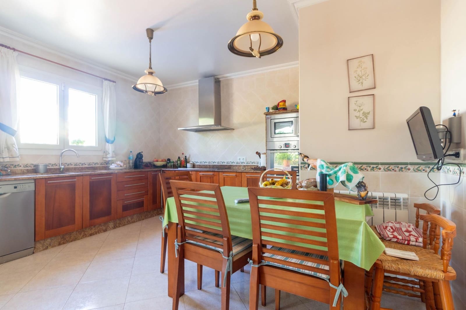 5 Zimmer Villa zu verkaufen in Cala d'Or mit Pool Garage - 1.250.000 € (Ref: 9804793)