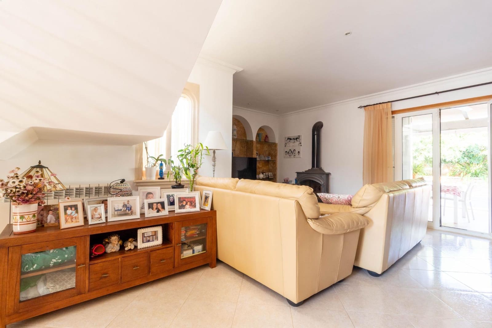 5 Zimmer Villa zu verkaufen in Cala d'Or mit Pool Garage - 1.250.000 € (Ref: 9804793)