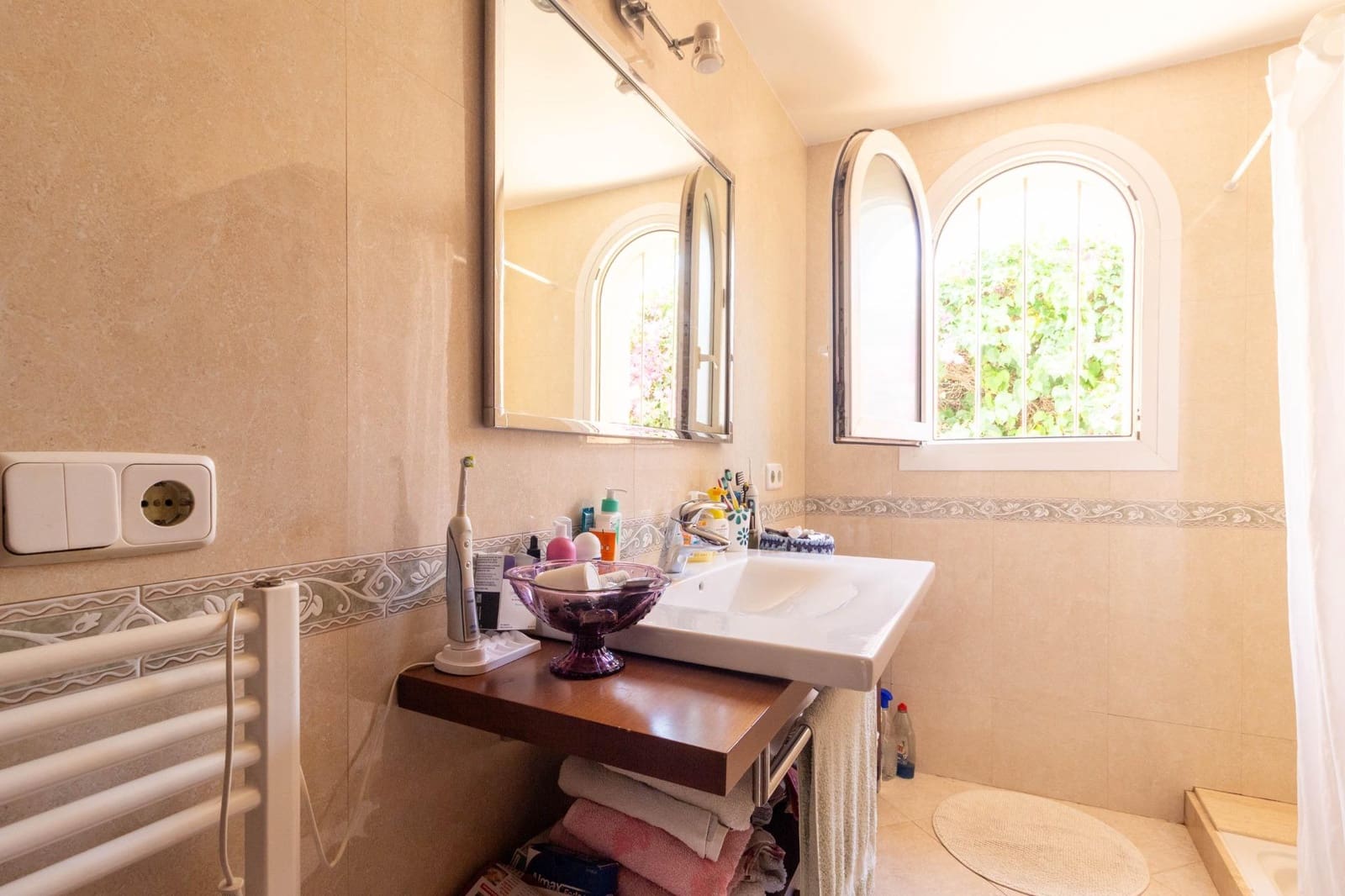 5 Zimmer Villa zu verkaufen in Cala d'Or mit Pool Garage - 1.250.000 € (Ref: 9804793)