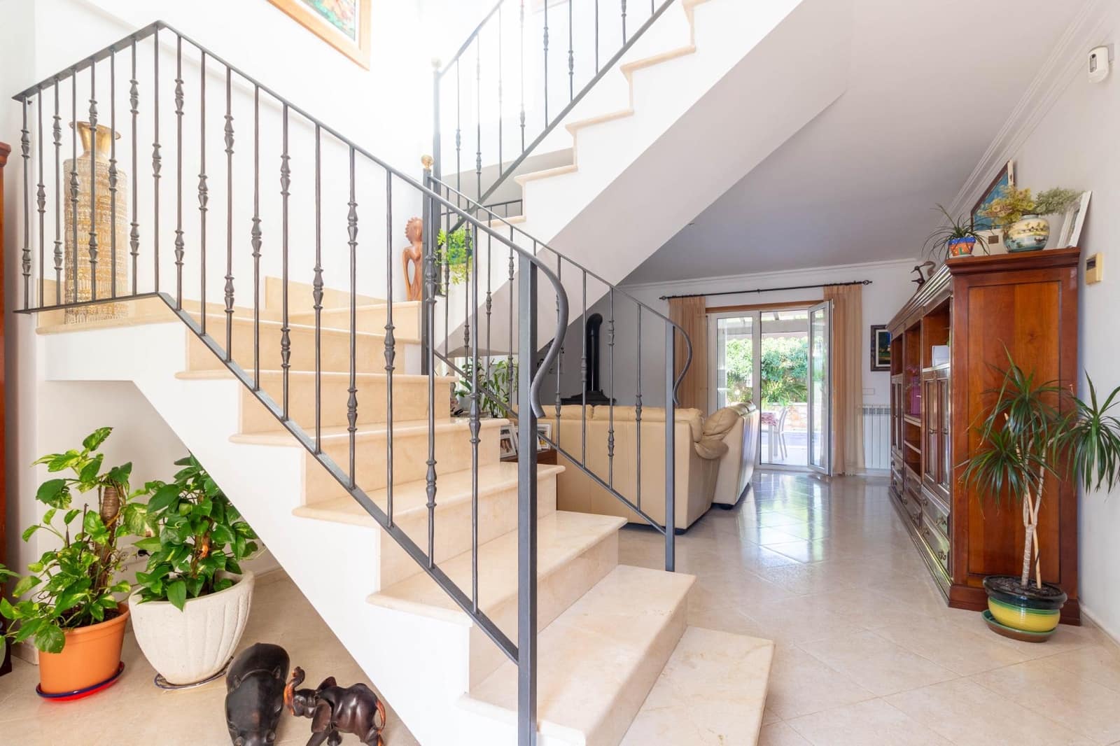 5 Zimmer Villa zu verkaufen in Cala d'Or mit Pool Garage - 1.250.000 € (Ref: 9804793)