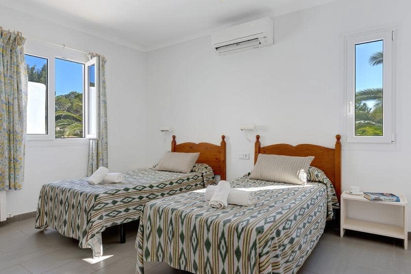 5 Zimmer Villa zu verkaufen in Cala d'Or mit Pool Garage - 1.600.000 € (Ref: 9804794)