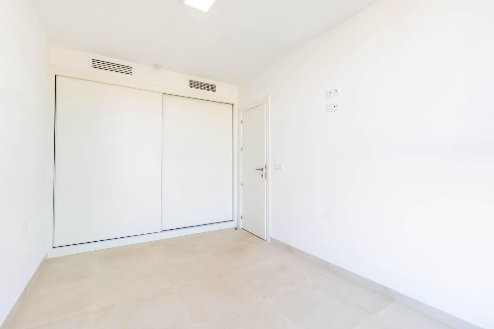 3 soveværelse Lejlighed til salg i Portocolom med swimmingpool - € 820.000 (Ref: 9804796)