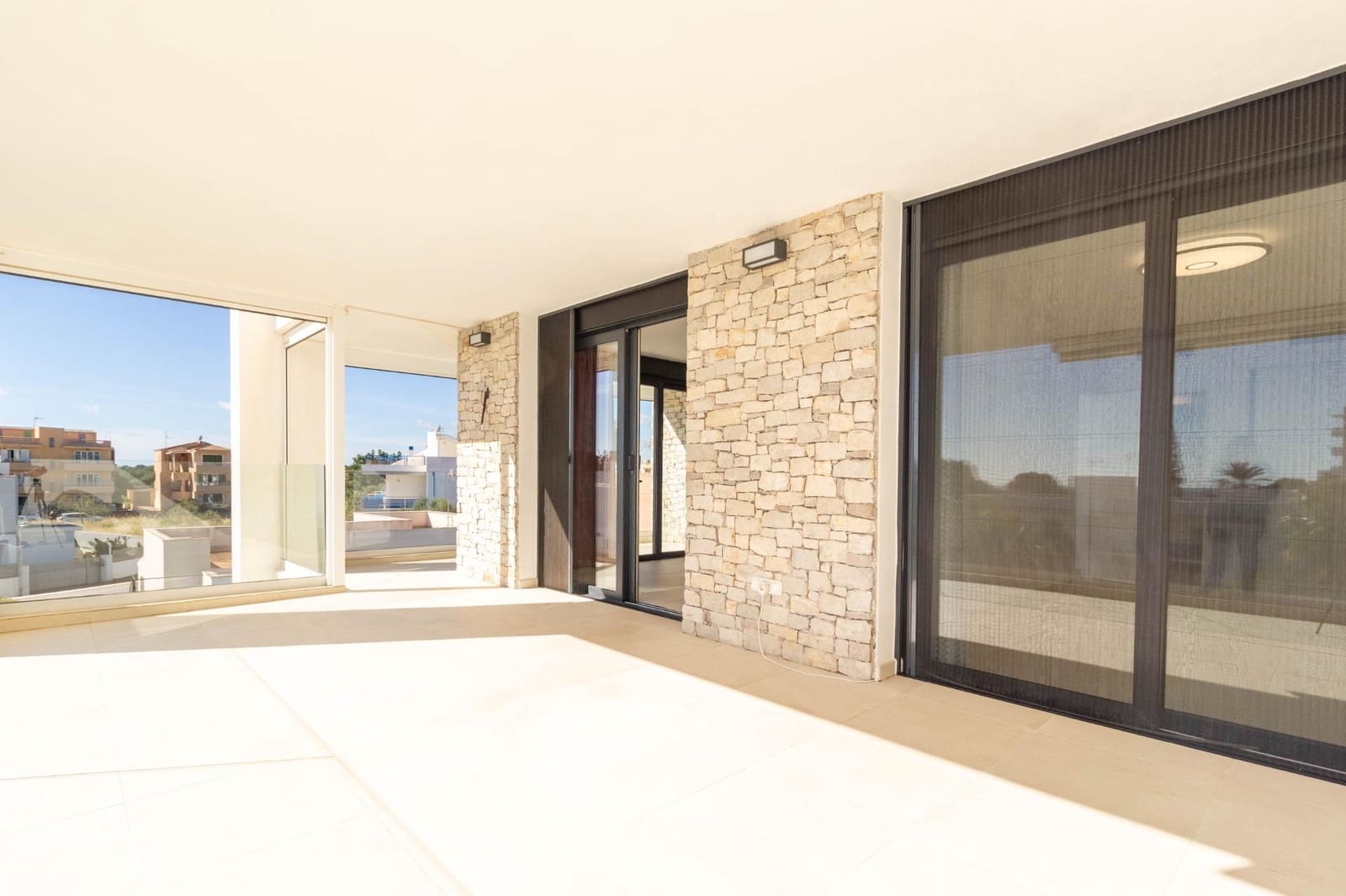 3 soveværelse Lejlighed til salg i Portocolom med swimmingpool - € 820.000 (Ref: 9804796)