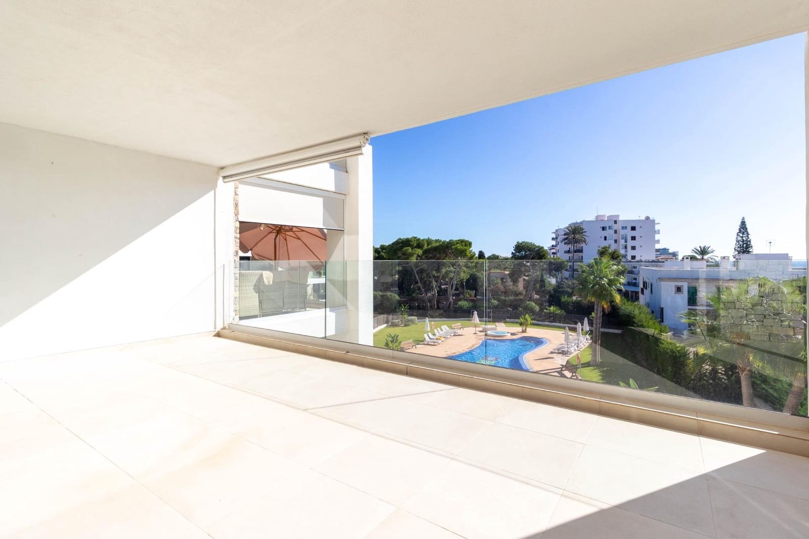 3 soveværelse Lejlighed til salg i Portocolom med swimmingpool - € 820.000 (Ref: 9804796)