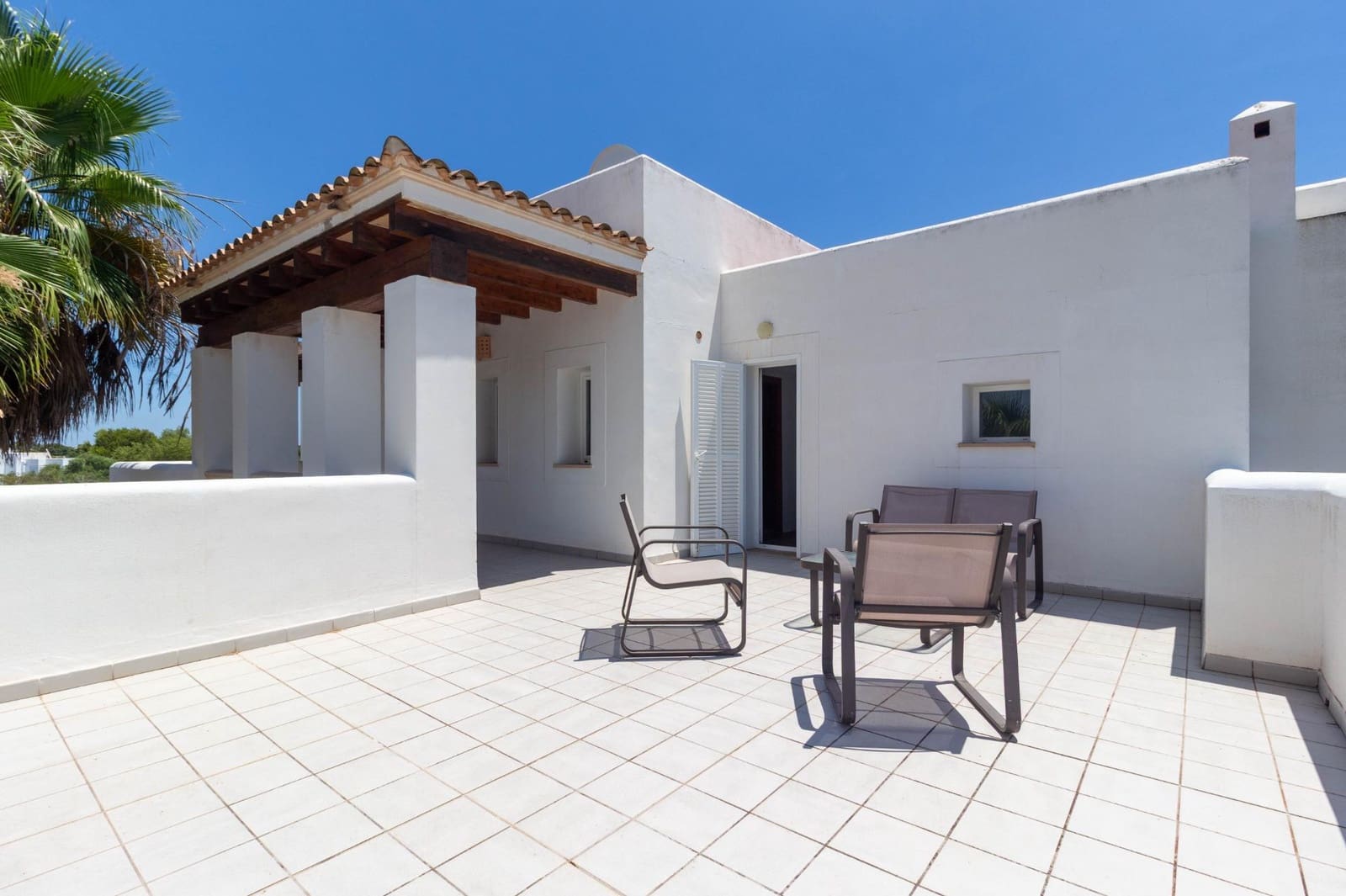 4 Zimmer Villa zu verkaufen in Cala d'Or mit Pool - 1.150.000 € (Ref: 9804798)