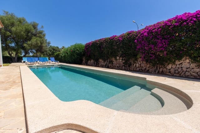 4 Zimmer Villa zu verkaufen in Cala d'Or, Santanyí mit Pool - 1.150.000 € (Ref: 9804798)